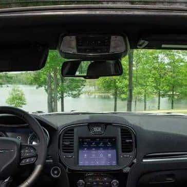 Front Interior 2022 Chrysler 300