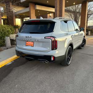 Kia Telluride parked at the Lakeville Chamber Annual Dinner