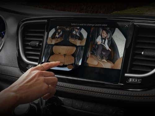 2024 Chrysler Pacifica close up view of famcam on touchscreen display
