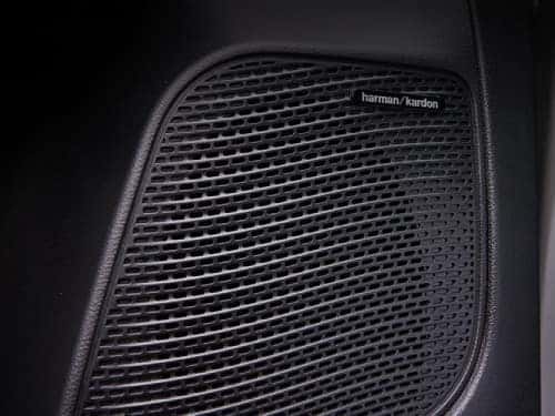 2024 Chrysler Pacifica close up view of speakers