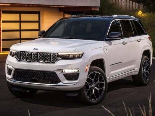 2025 Jeep Grand Cherokee exterior view