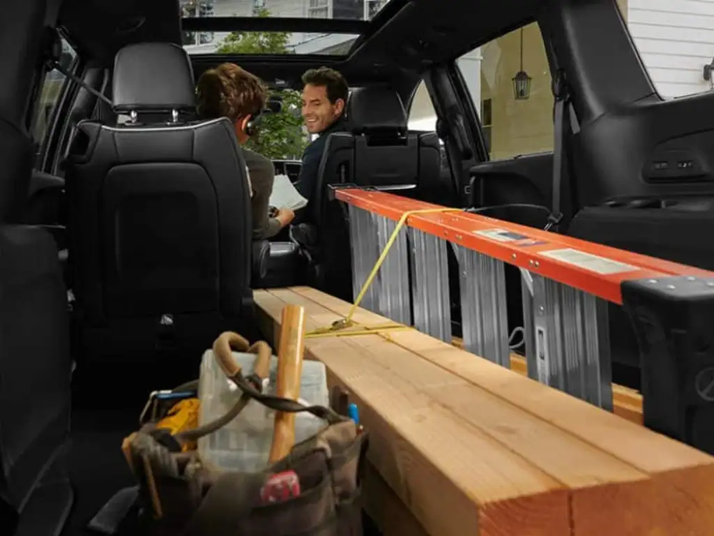 2026 Chrysler Pacifica Plug-in Hybrid Interior