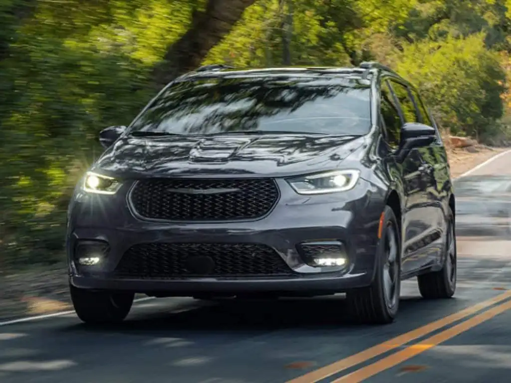 2026 Chrysler Pacifica Plug-in Hybrid Exterior