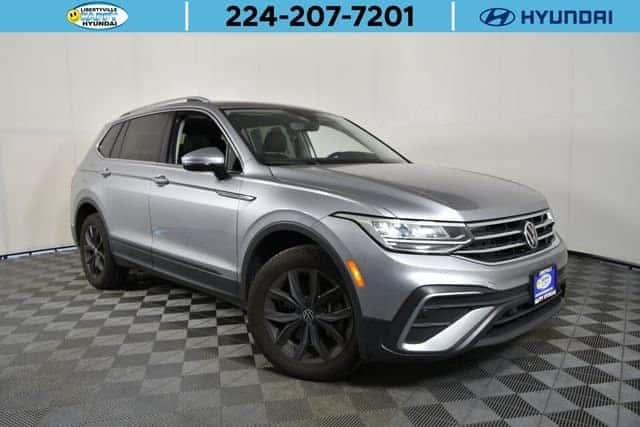 Pre-Owned 2024 Volkswagen Tiguan 2.0T SE