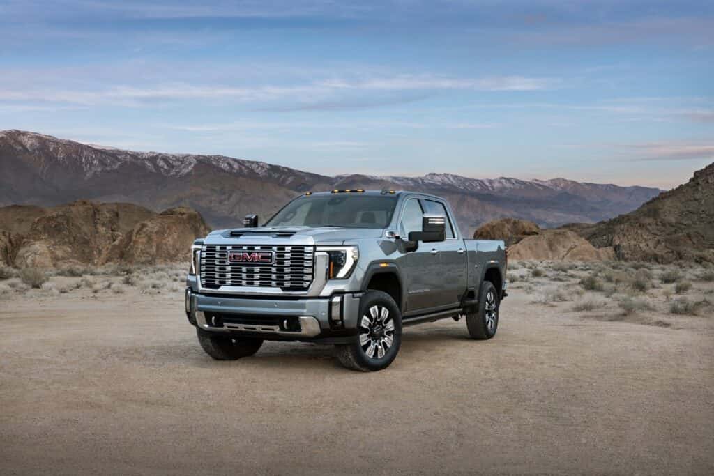2025 GMC Sierra 2500 HD Denali parked in front of Linus Buick GMC in Vero Beach