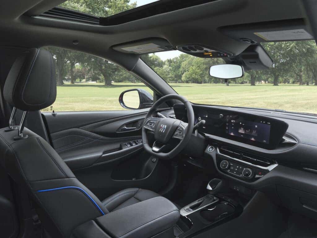 Buick Envista Interior Comfort – Cabin View Interior front cabin view of 2025 Buick Envista with flat-bottom steering