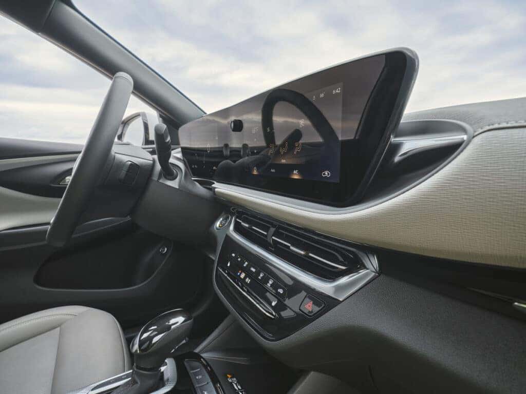 Buick Envista Technology – Infotainment Screen 11-inch infotainment screen and digital display in the 2025 Envista