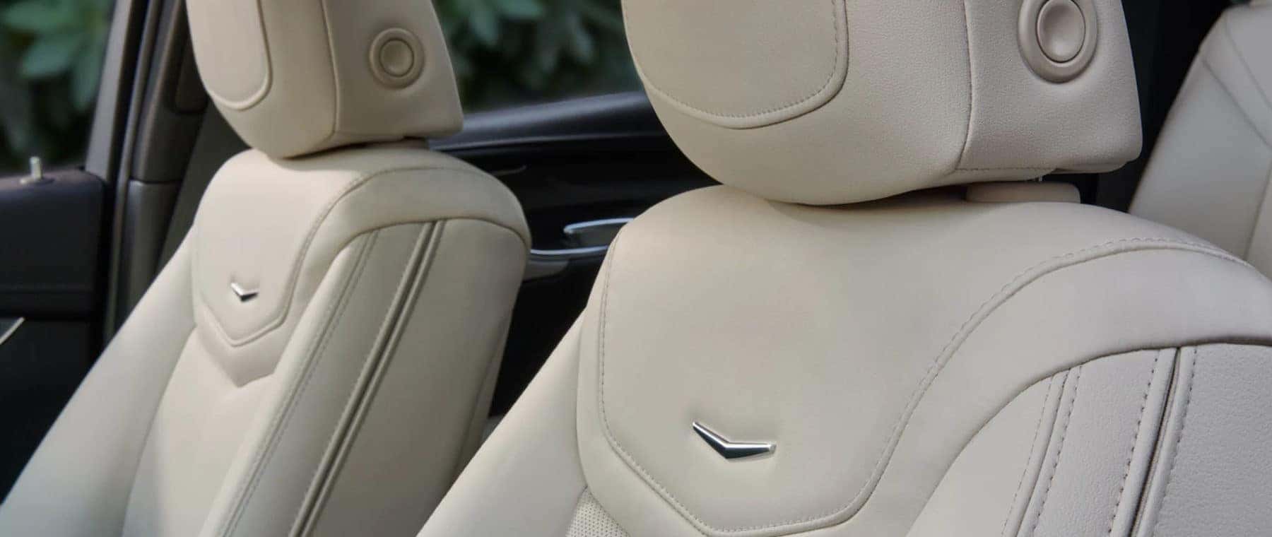 LinusCadillac-XT5Lease-SlideShow_0001_INT2