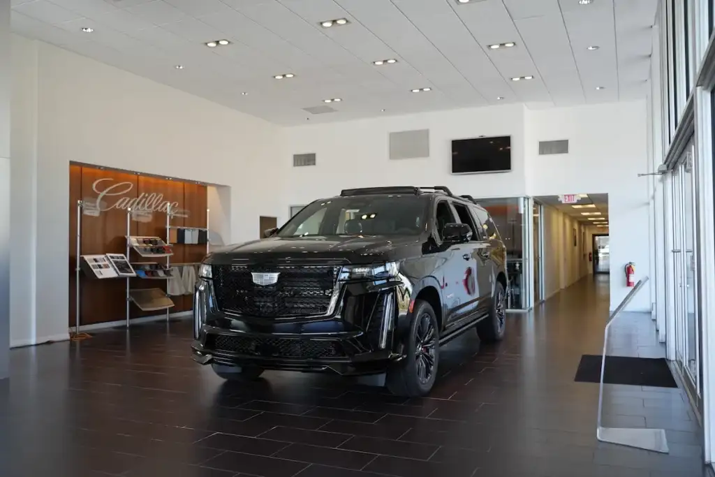 Cadillac LYRIQ lease deals in Vero Beach FL — 2026 all-electric luxury SUV with 326-mile range and Super Cruise at Linus Cadillac of Vero Beach