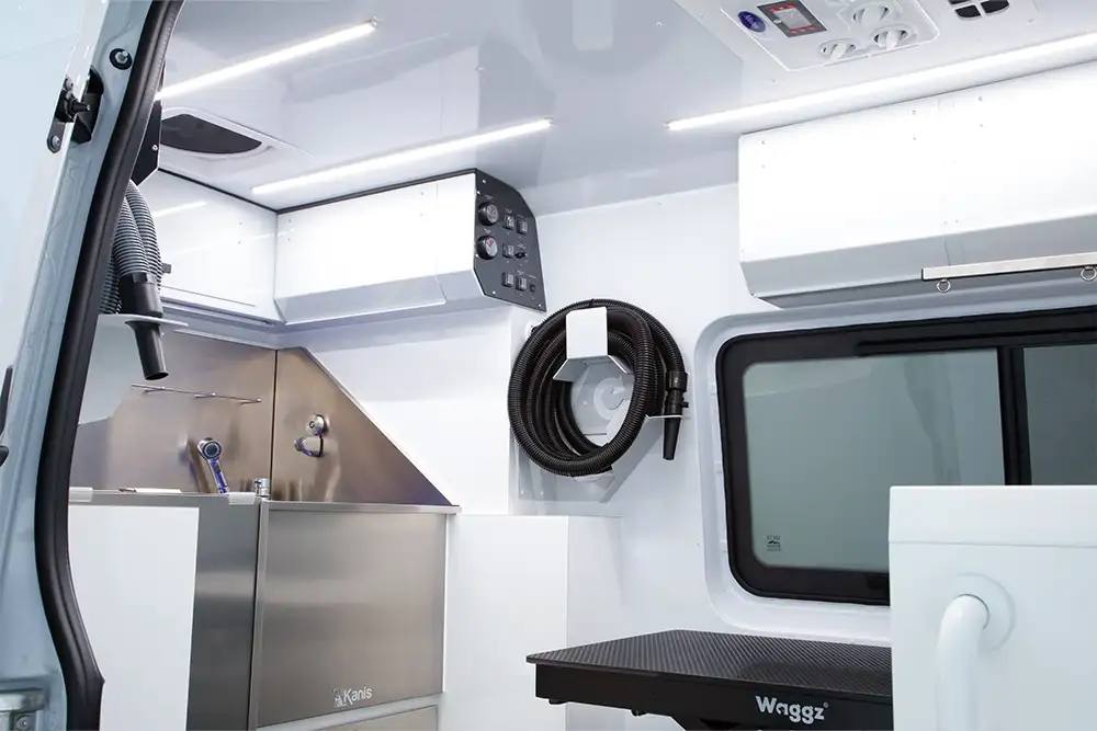 Mercedes Benz Sprinter Mobile Grooming Van