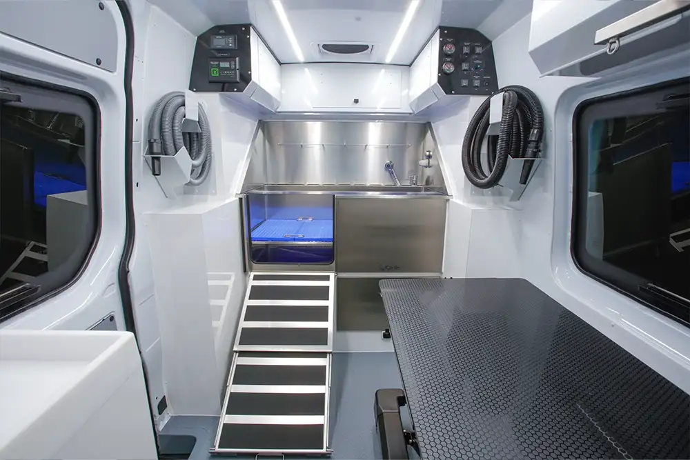 Mercedes Benz Sprinter Mobile Grooming Van