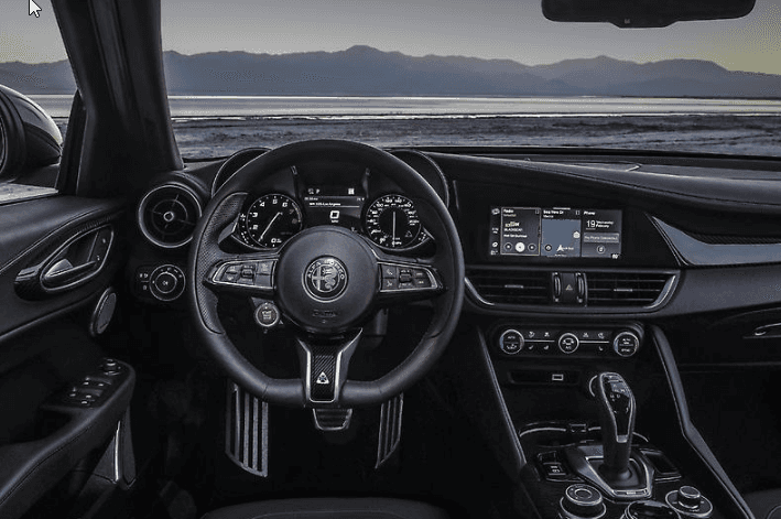 2023 Alfa Romeo Stelvio Interior Technology Information in Colorado