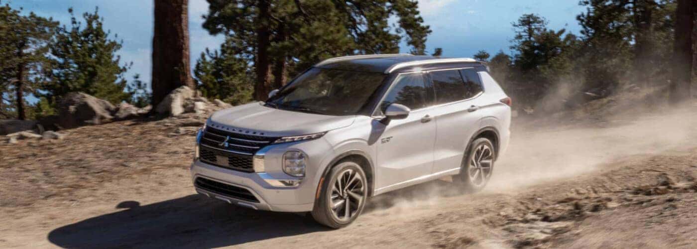 Hybrid vs. Electric Cars | Springfield Mitsubishi