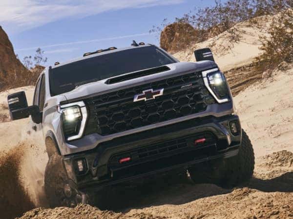 2025-Silverado-power