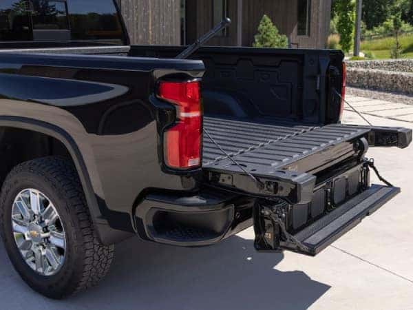 2025-Silverado-truckbed
