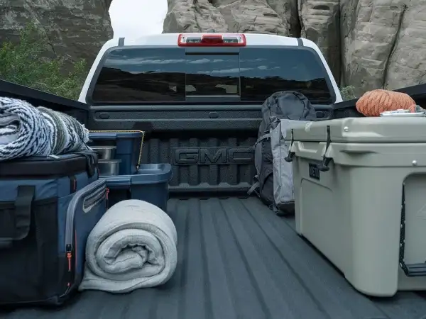 GMC-Canyon-Cargo-Bed